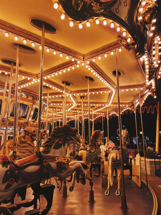 Viaje a Six Flags, Pirámides de Teotihuacán, Ciudad de México, Puebla, Querétaro y Santuario de las Luciérnagas
