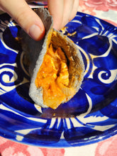 Cargar imagen en el visor de la galería, Tour de Tacos + Margarita GRATIS en Puerto Vallarta